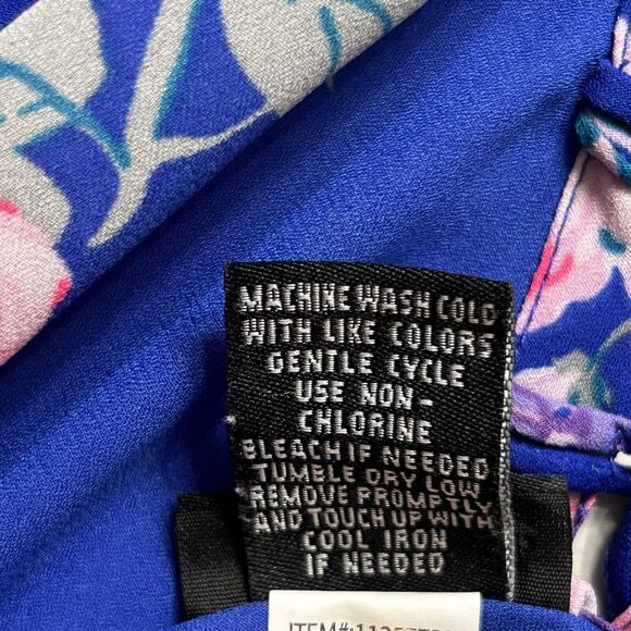 Torrid Top Women's 2 2X Blue Pink Cami Halter Tank Floral Colorful Beachy Flowy - Picture 11 of 12